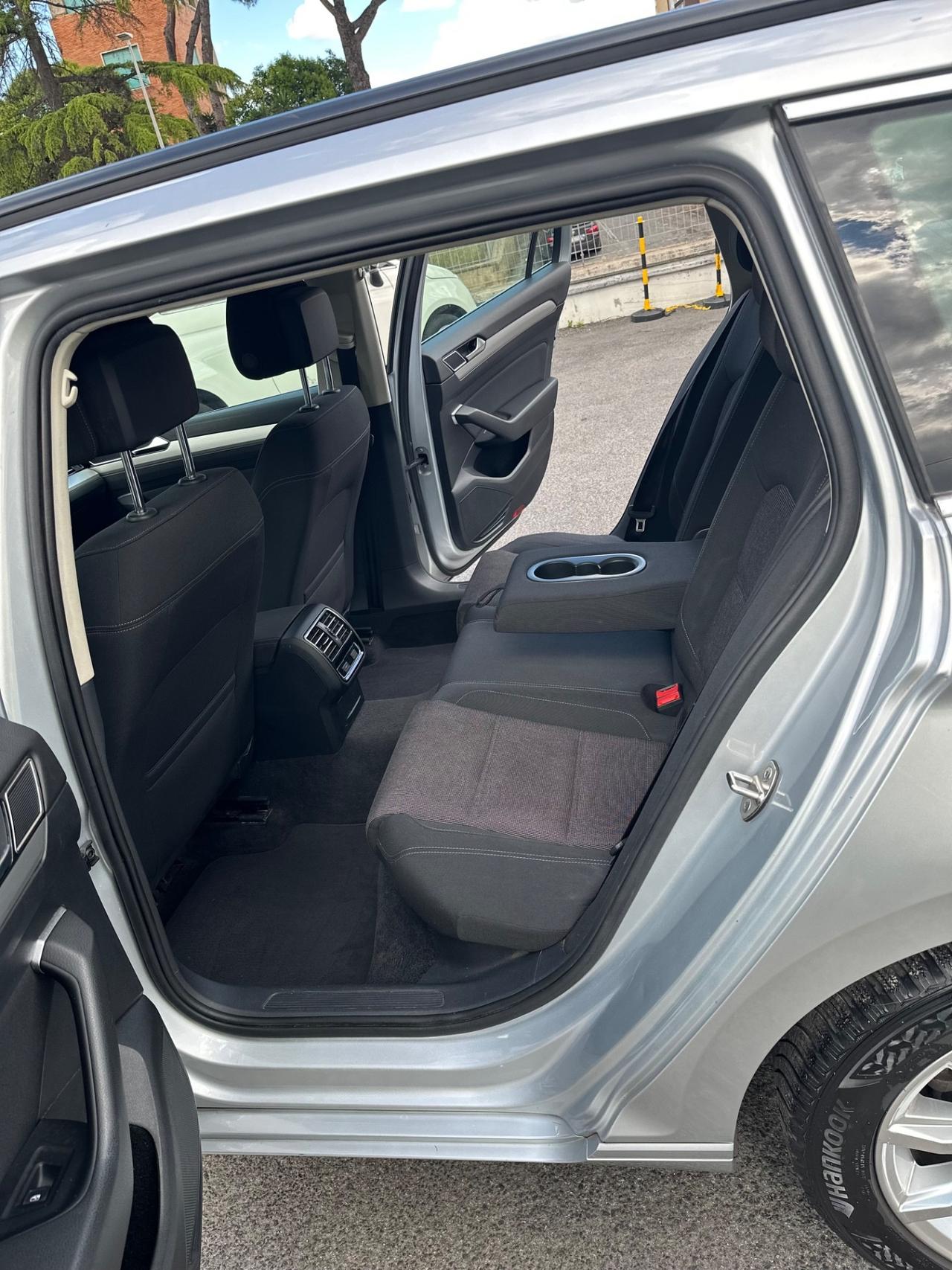 Volkswagen Passat 2.0 TDI DSG Business BlueMotion Technology