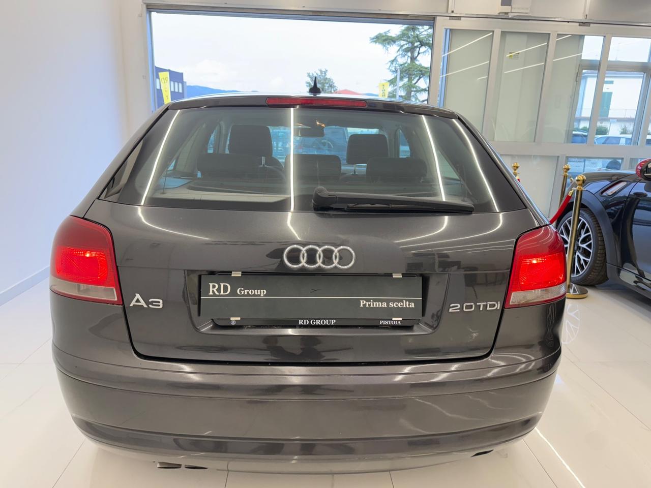 Audi A3 2.0 tdi Ambition 140cv okneopatentati