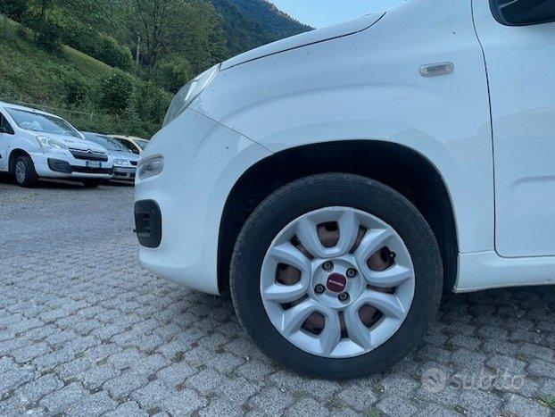 Fiat Panda 0.9 TwinAir Turbo Natural Power Lounge