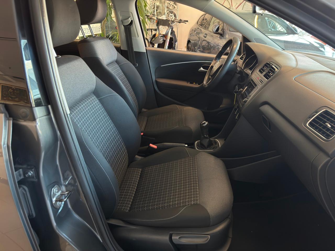 VOLKSWAGEN POLO 1.4cc TDI 90CV 5p. NEOPATENTATI