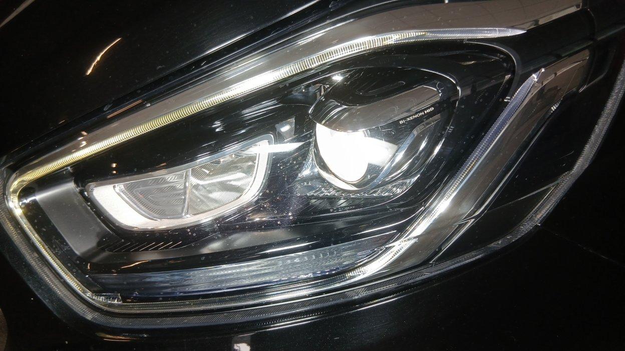 FORD Tourneo Custom 1ª s - Tourneo Custom 320 2.0 TDCi 185CV MHEV