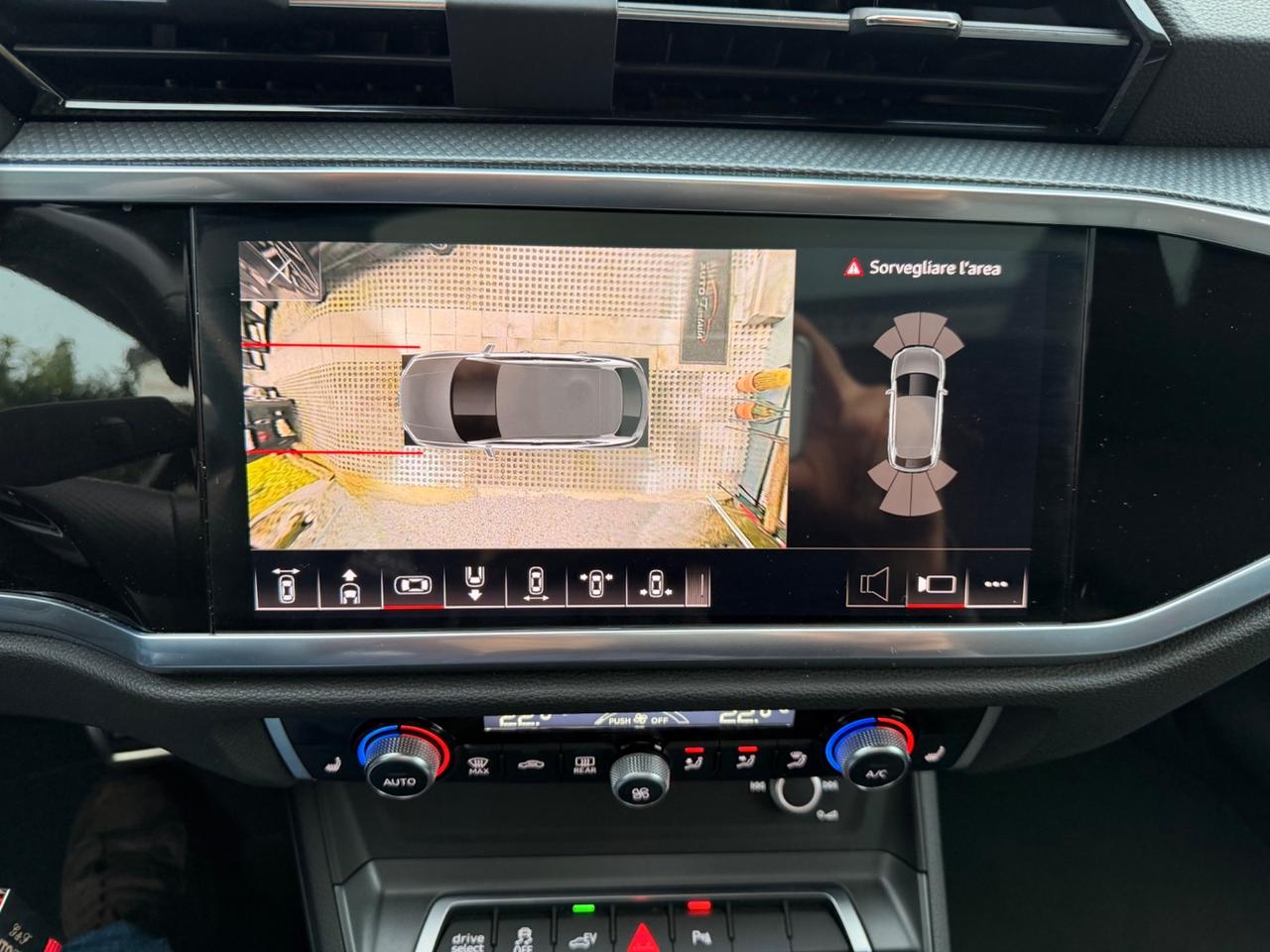 Audi Q3 SPB 45 TFSI e S tronic S Line Tetto Pan Plagin