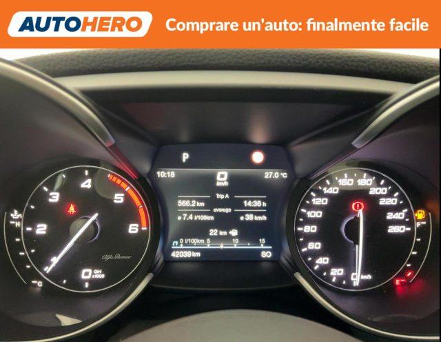 ALFA ROMEO Giulia 2.2 Turbodiesel 210 CV AT8 AWD Q4 Veloce