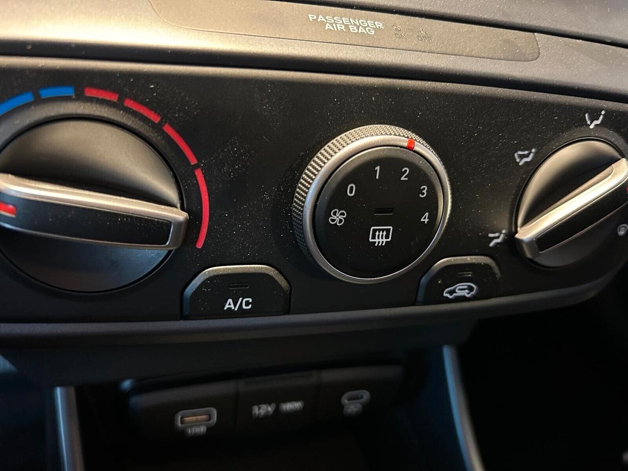 Hyundai i20 CONNECTLINE 1.2 MPI MT KM 0