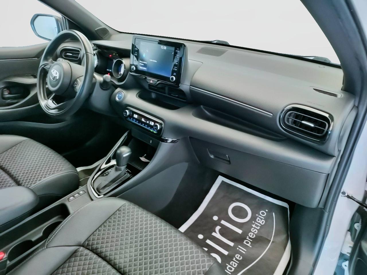 TOYOTA Yaris IV 2020 - Yaris 1.5h Style