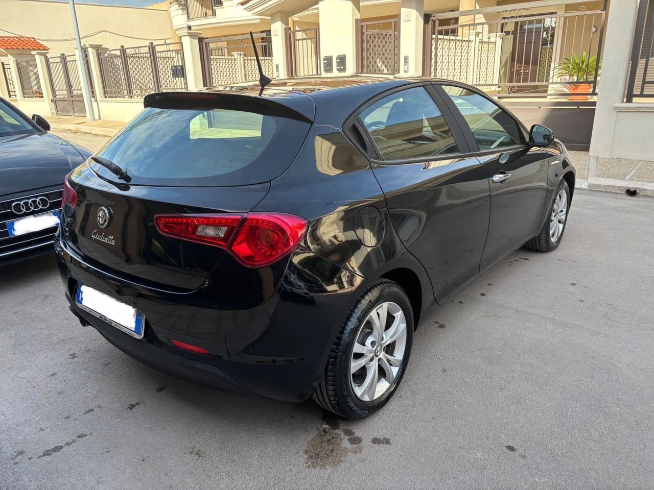 Alfa Romeo Giulietta 1.6 JTDm-2 120 CV Exclusive