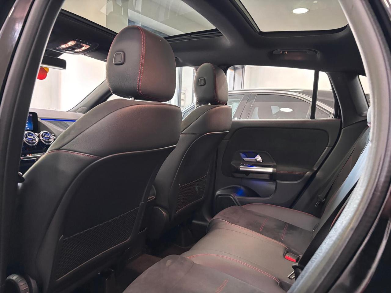 MERCEDES-BENZ GLA 200D PREMIUM AMG LE-NAVI-TETTO