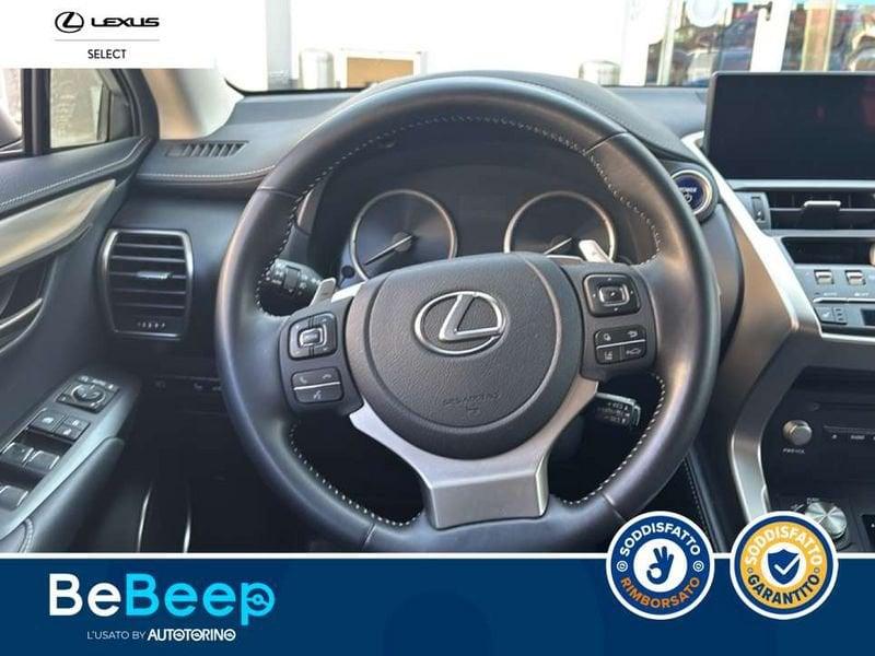 Lexus NX 300H 2.5 PREMIUM 4WD CVT