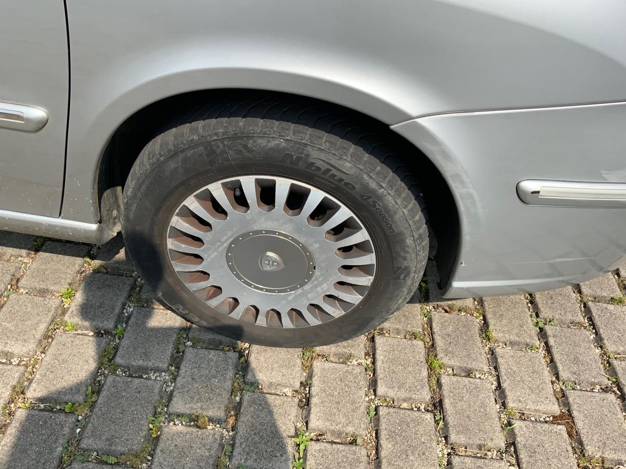 Lancia Phedra 2.2 jtd Emblema plus