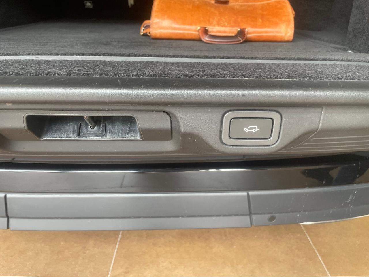 Land Rover Range 3.0 SDV6 SVAutobiography LWB