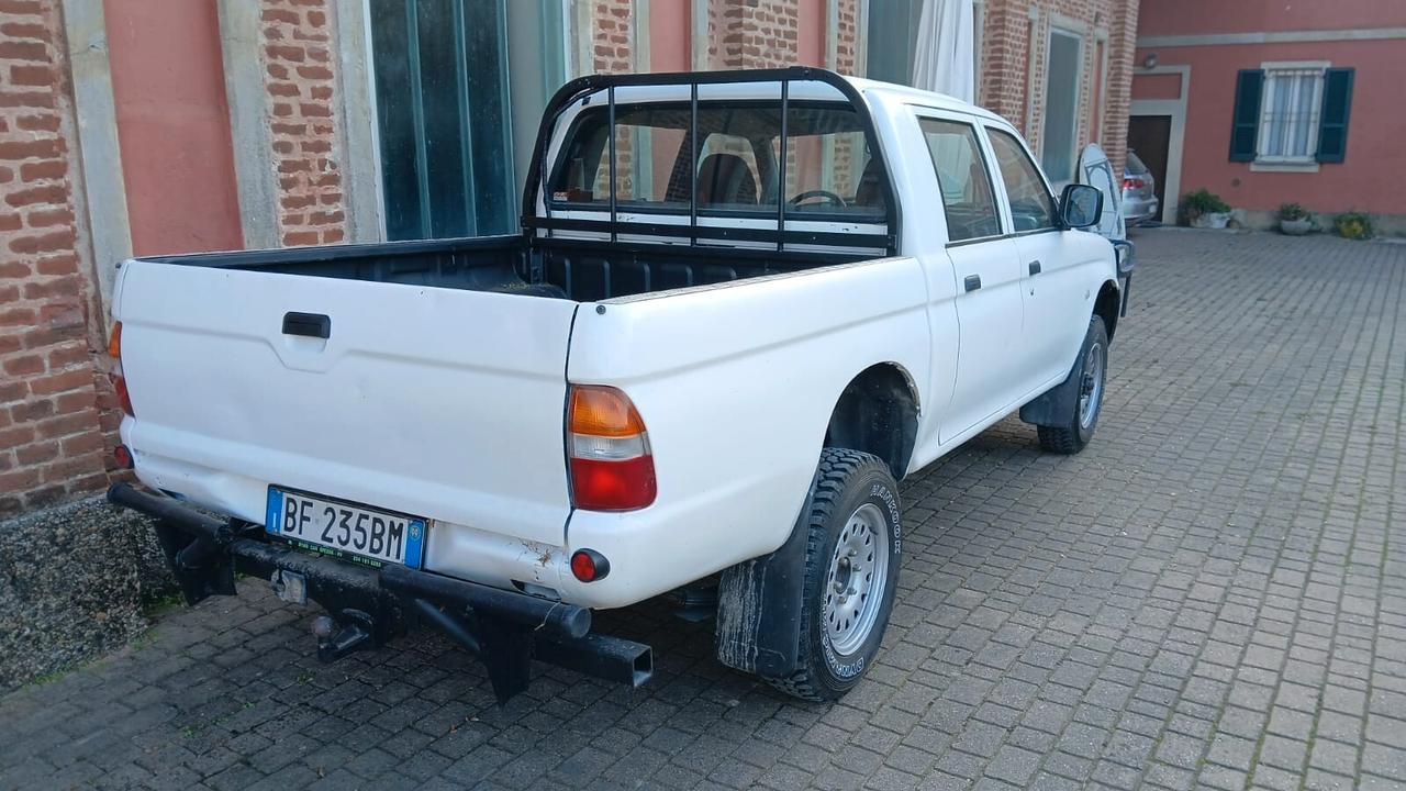 Mitsubishi L200 2.5 TDI 4WD Double Cab Pup. GLS T.