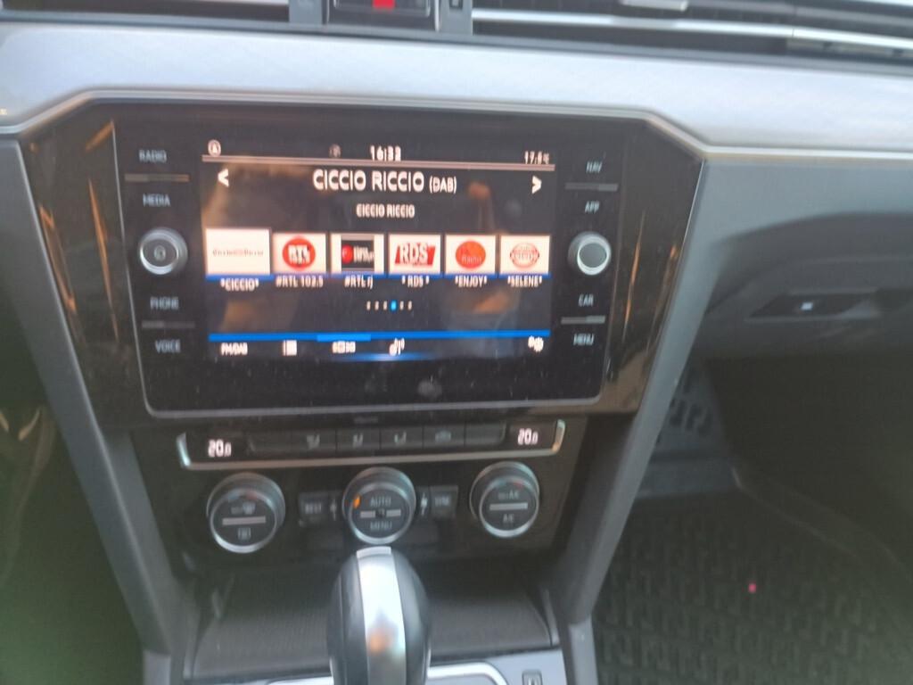 Volkswagen Passat Variant 1.6 TDI 120cv DSG Business BMT
