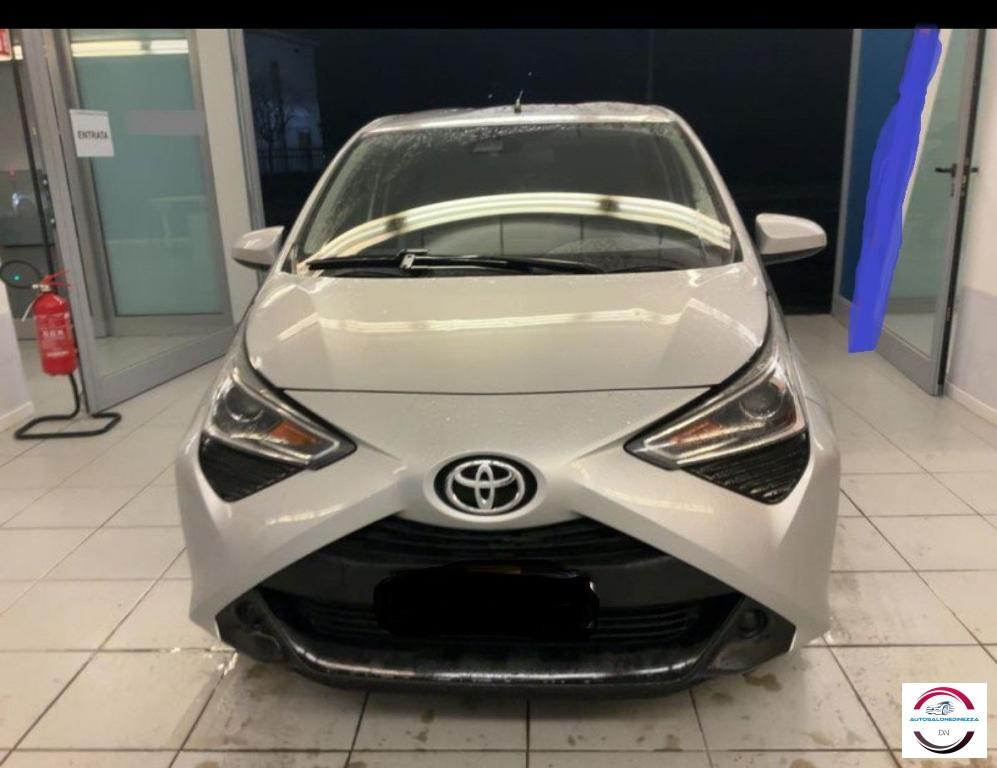 TOYOTA - Aygo - Con. 1.0 VVT-i 72 CV 5p. x-play MMT
