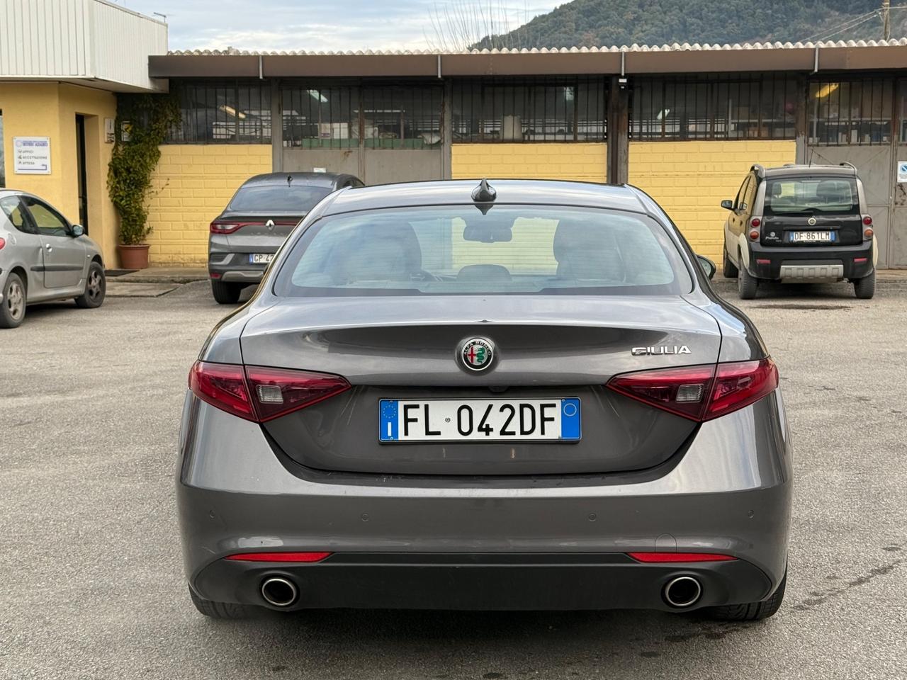 Alfa Romeo Giulia 2.2 Turbodiesel 180 CV Business Sport