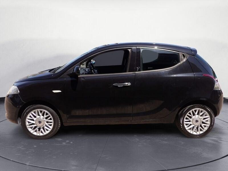 Lancia Ypsilon 1.2 69 cv Silver