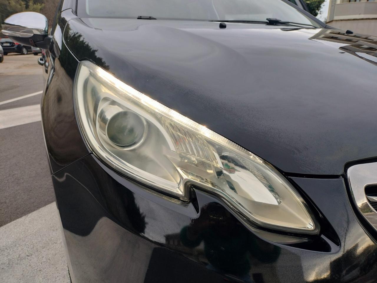 Peugeot 2008 1.6 e-HDi 92 CV Stop&Start Allure