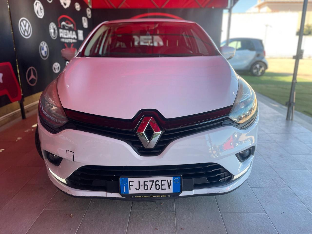 Renault Clio dCi 8V 75CV Start&Stop 5 porte neopatentati