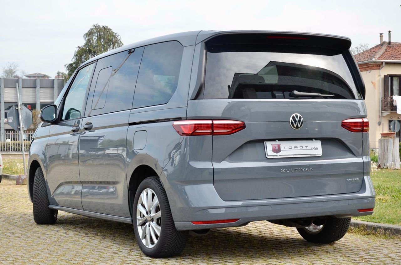 VOLKSWAGEN MULTIVAN T7 LIFE 1.4 PHEV 150cv DSG, UNICOPROPRIETARIO, SERVICE VW, EURO 6E, IVA ESPOSTA, FARI FULL LED, PERMUTE