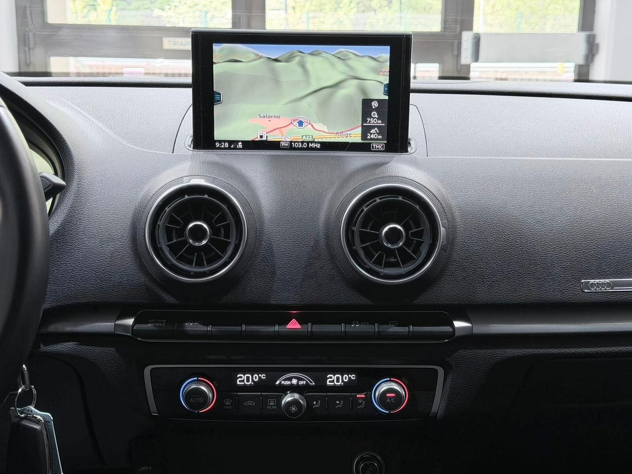AUDI A3 SPB 35 2.0TDI 150cv S-LINE S-TRONIC