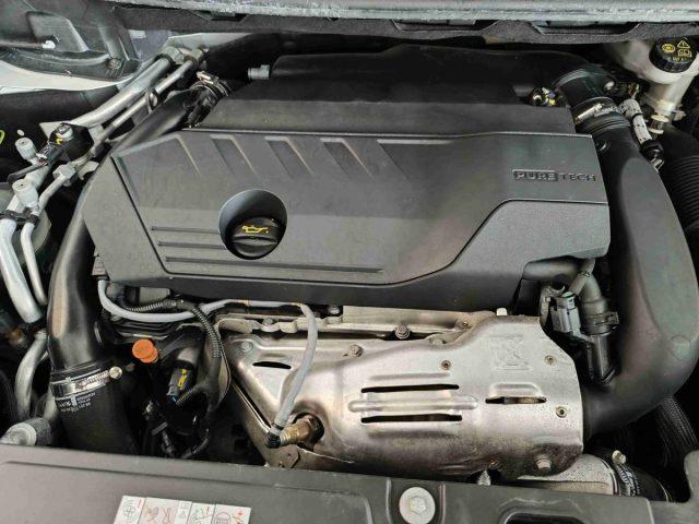 PEUGEOT 3008 Hybrid 225 e-EAT8 GT Pack