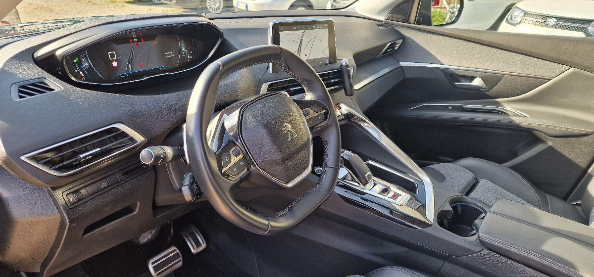 PEUGEOT 3008 1.5 BlueHDi 130 S&S GT Line