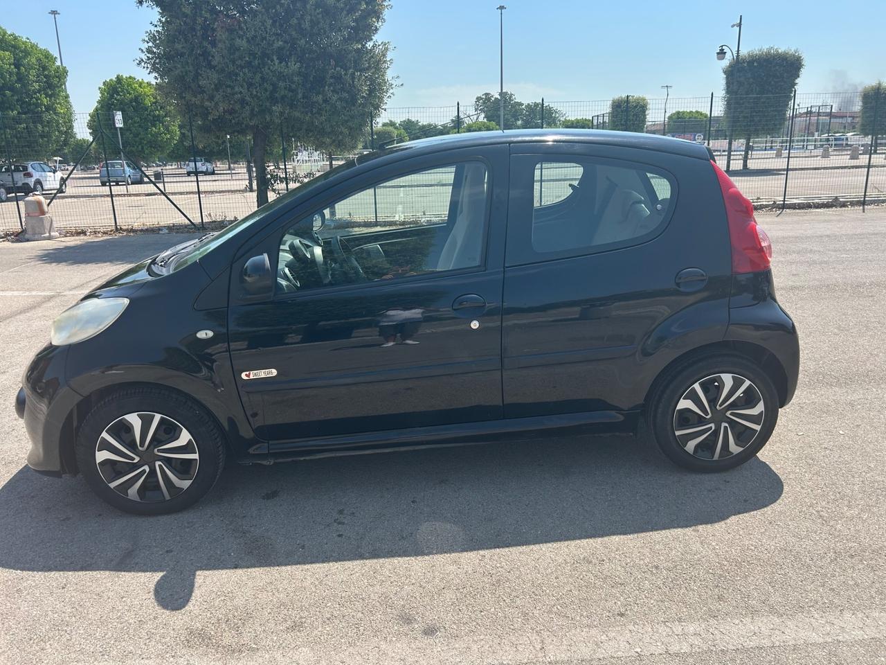 Peugeot 107 1.0 68CV 5p. Sweet Years