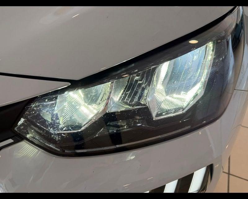 Peugeot 208 5P - Business Hybrid 110 E-DCS6