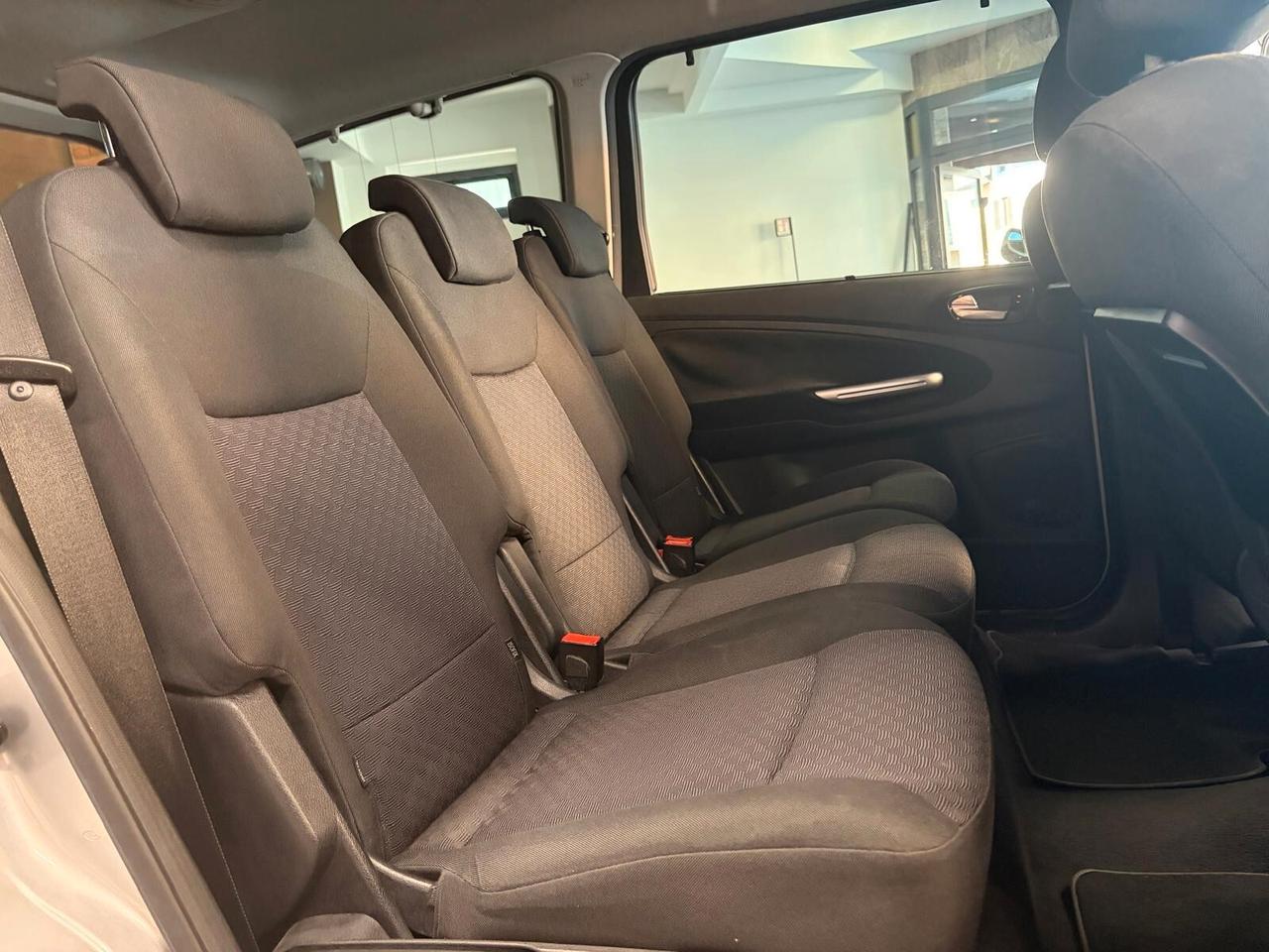 Ford Galaxy 1.8 TDCi 125 CV Ghia