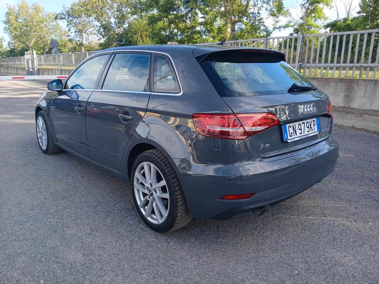 Audi A3 SPB 30 TDI S tronic Business