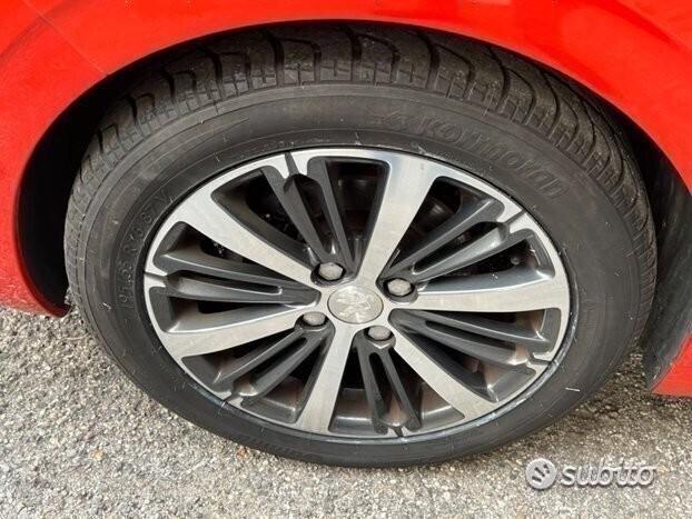 Peugeot 208 BlueHDi 75 5 porte Active