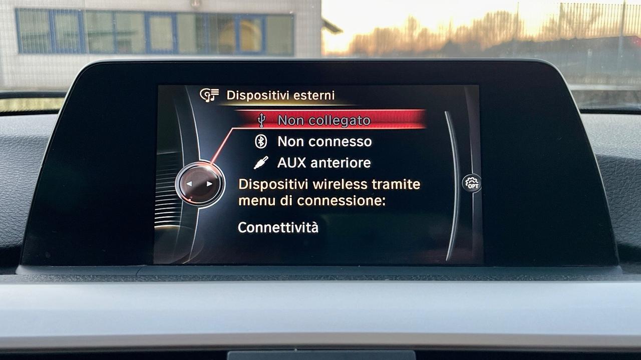 BMW 318D TOURING 2.0 BUSINESS 143CV - FULL LED, PORTELLONE ELETTRICO, NEOPATENTATI