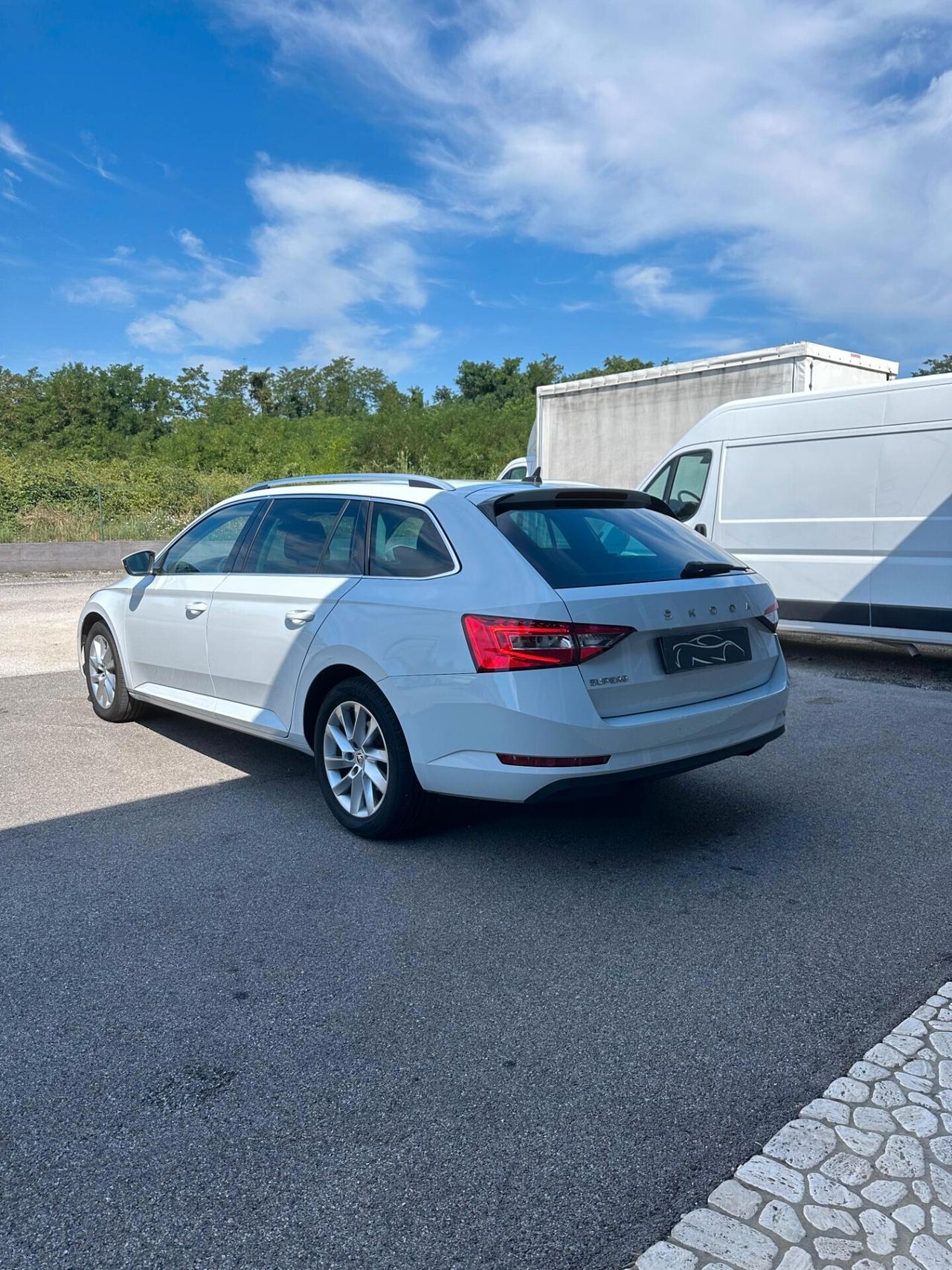 SKODA SUPERB 2.0 TDI EVO 150 CV SCR DSG WAGON EXECUTIVE