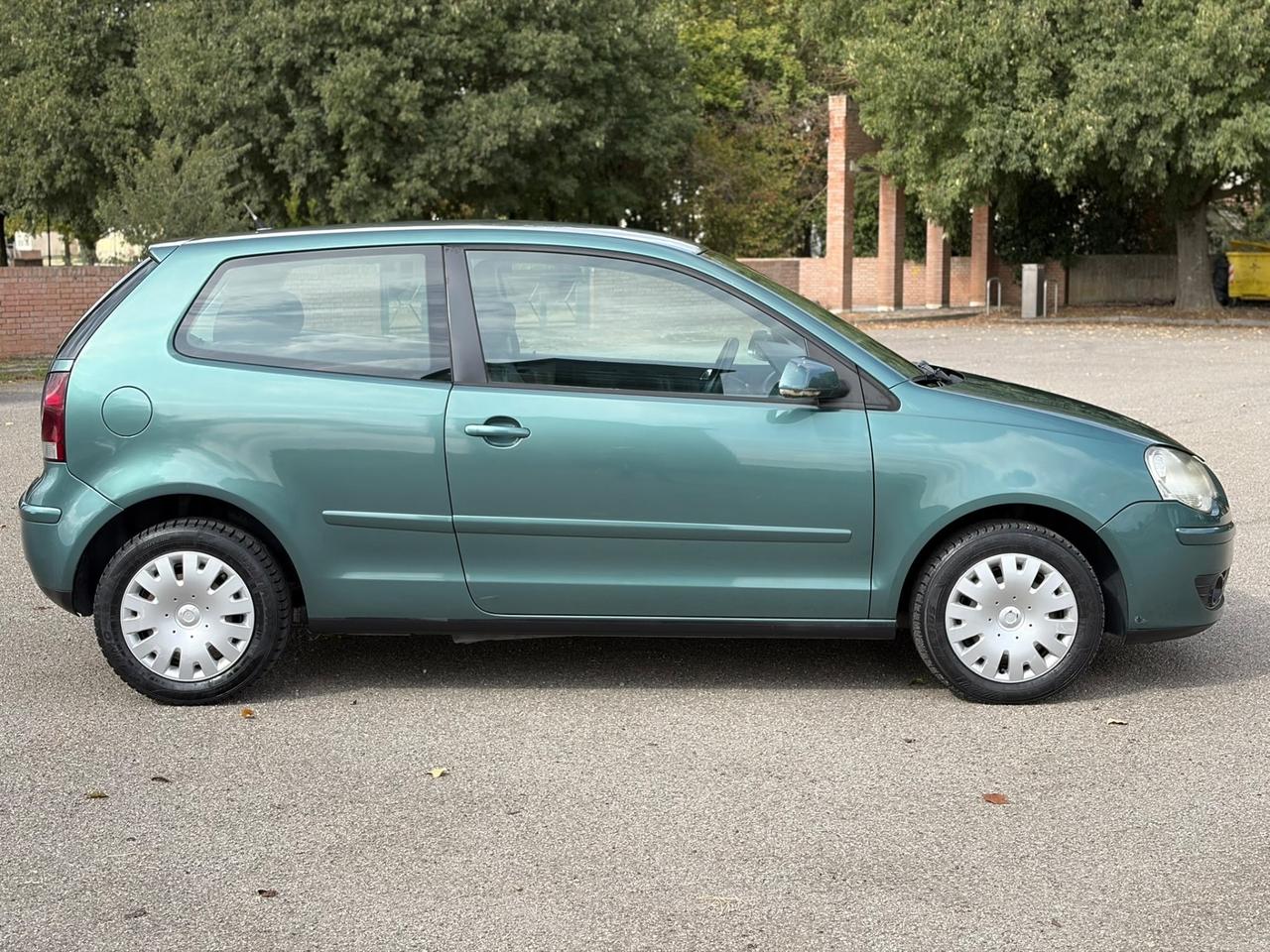 Volkswagen Polo 1.4 16V FSI 3p. Sportline