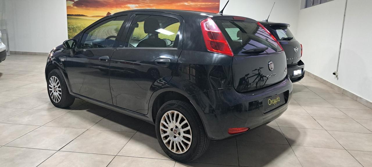 Fiat Punto 1.4 8V 5 porte Natural Power Street