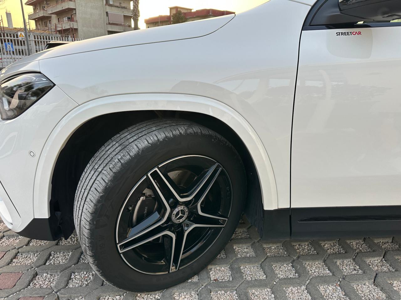 Mercedes-Benz GLA 200 d AMG Line Premium Plus auto