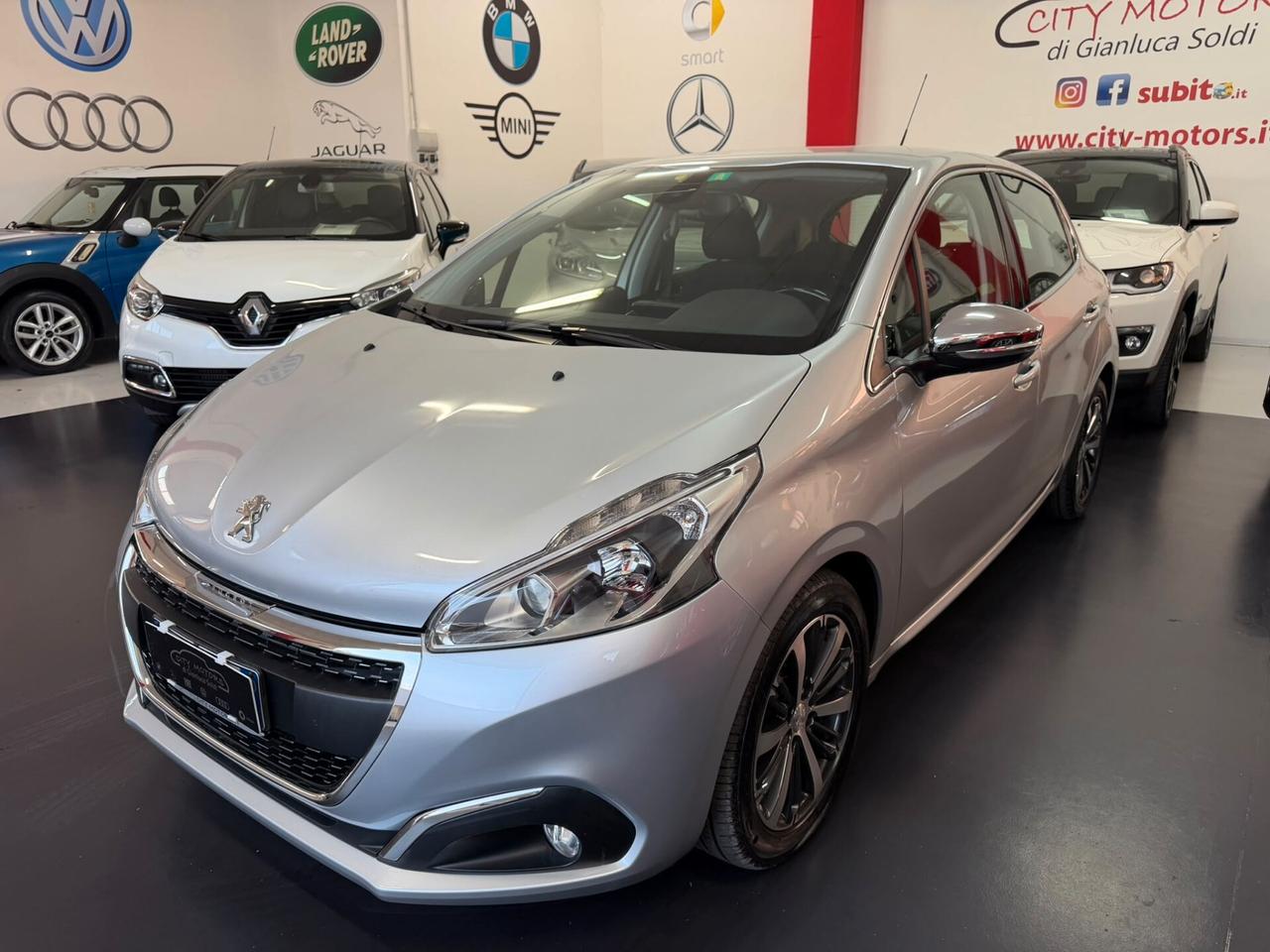 Peugeot 208 BlueHDi 75 5 porte Allure Navi