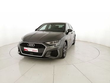 Audi A3 Sedan 35 2.0 tdi S line edition s-tronic