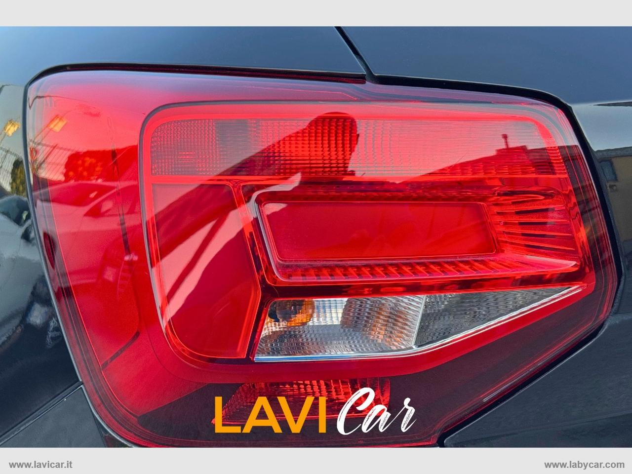 AUDI Q2 35 TDI quattro S tr. Identity Black