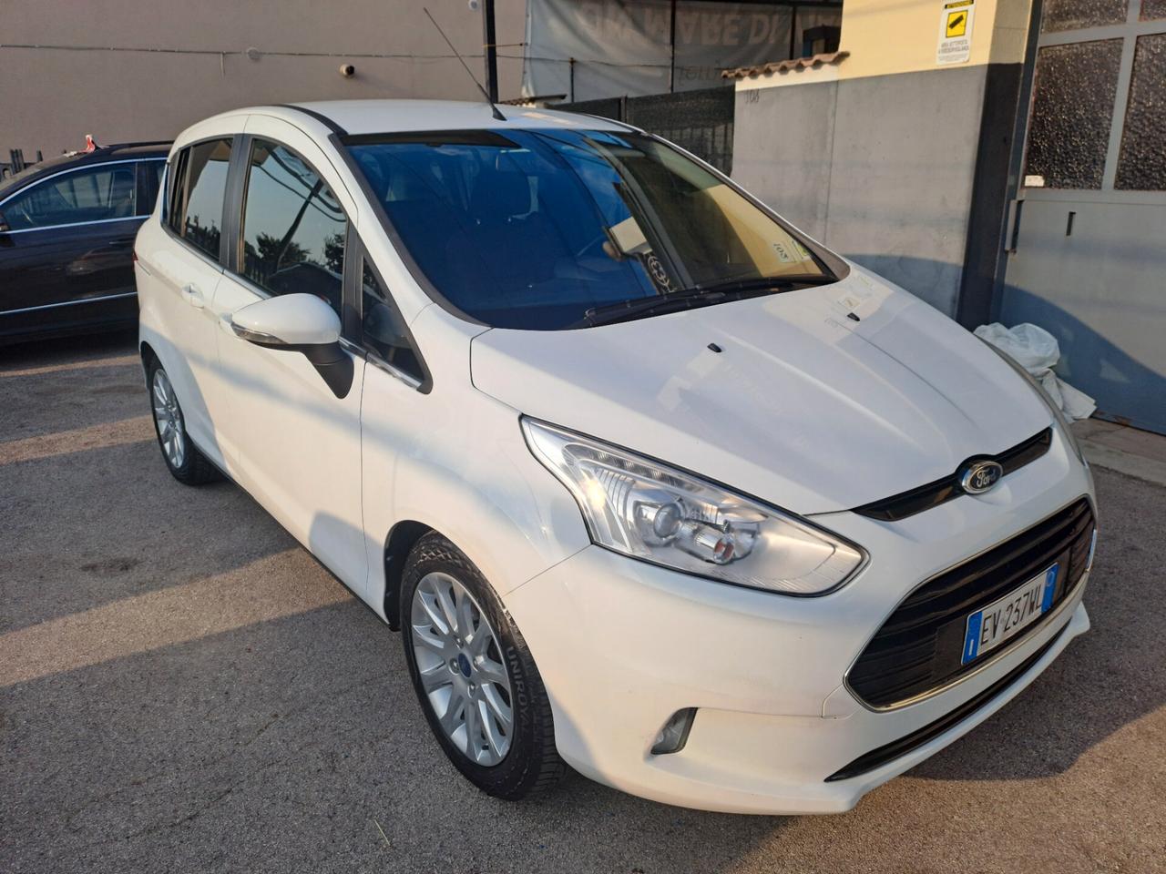 Ford B-Max 1.5 TDCi 75 CV Titanium