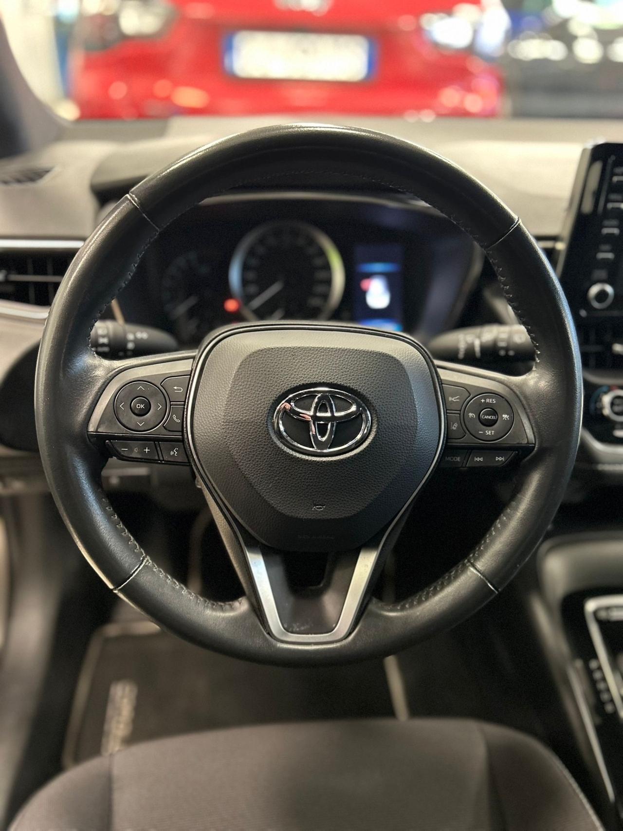 Toyota Corolla Touring Sports 1.8 Hybrid Business