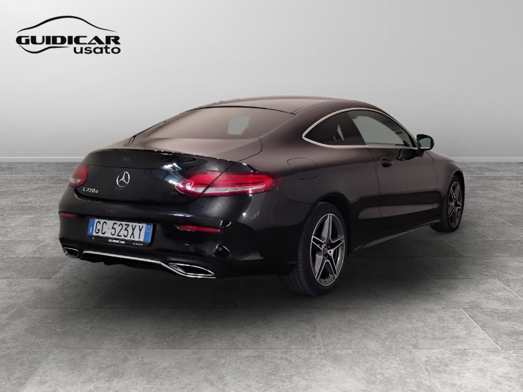 Mercedes-Benz Classe C-C205 2018 Coupe - C Coupe 220 d Premium auto