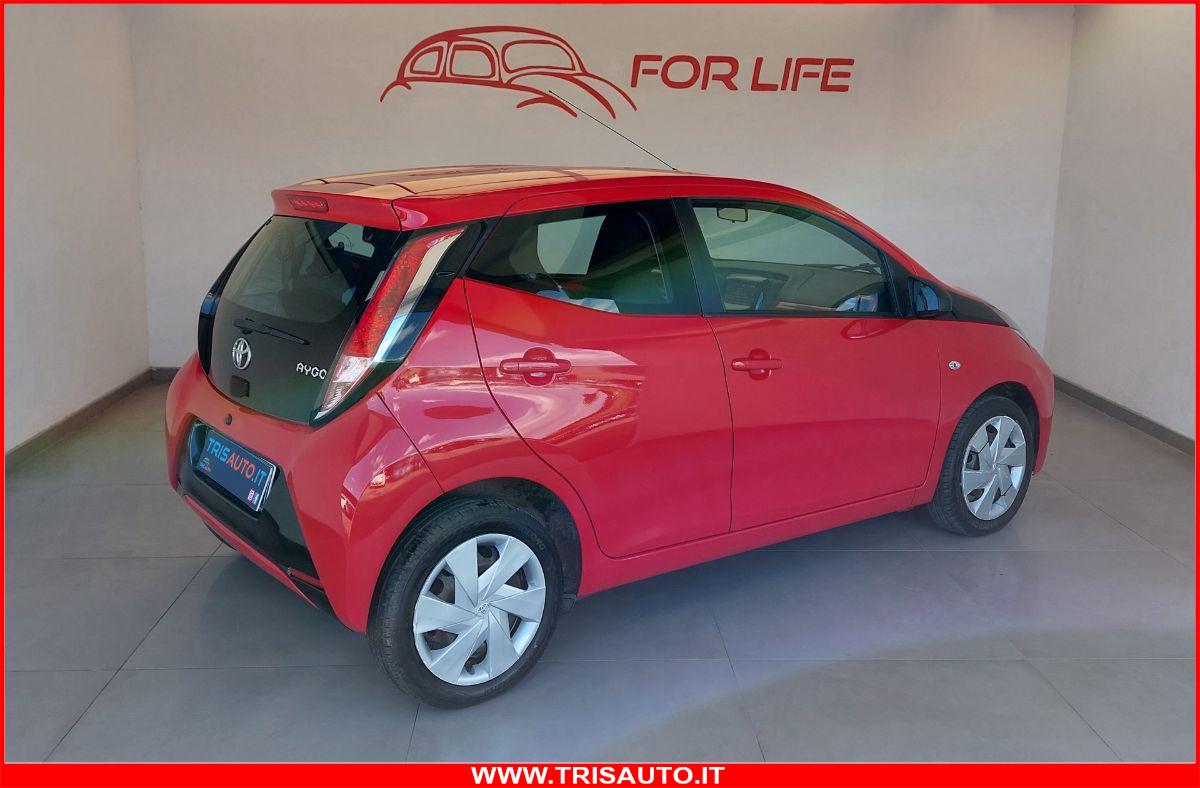 TOYOTA Aygo 1.0 VVT-I AUT. X-Cool 5p NEOPATENTATI