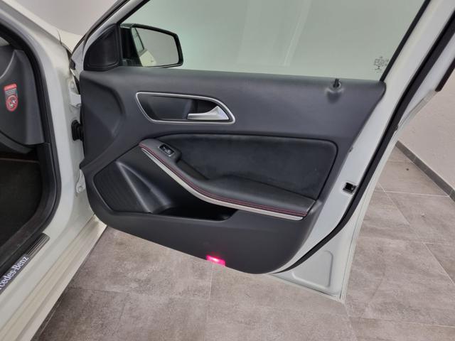 MERCEDES-BENZ A 180 Premium