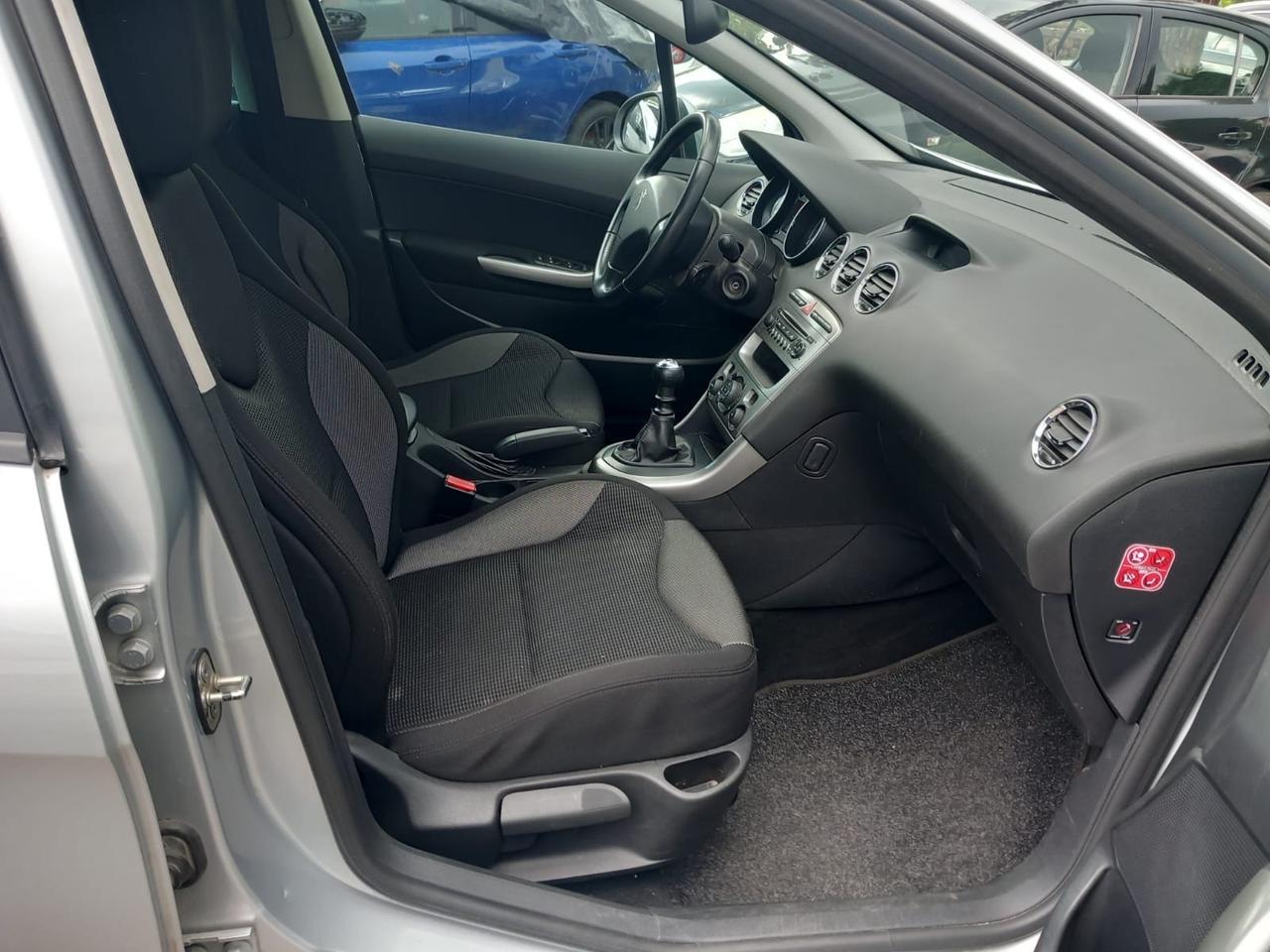 Peugeot 308 1.6 8V e-HDi 112CV Stop&Start SW Access