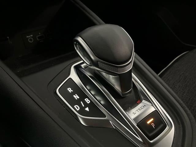 RENAULT Captur 1.6 E-TECH Plug-in Hybrid 160cv Techno Auto