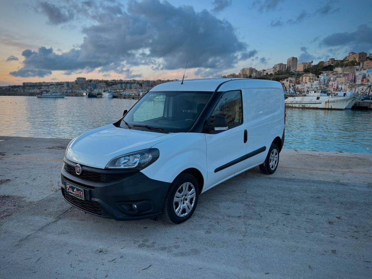 Fiat Doblò Cargo 1.6 Mtj 105cv Lounge 3 Posti