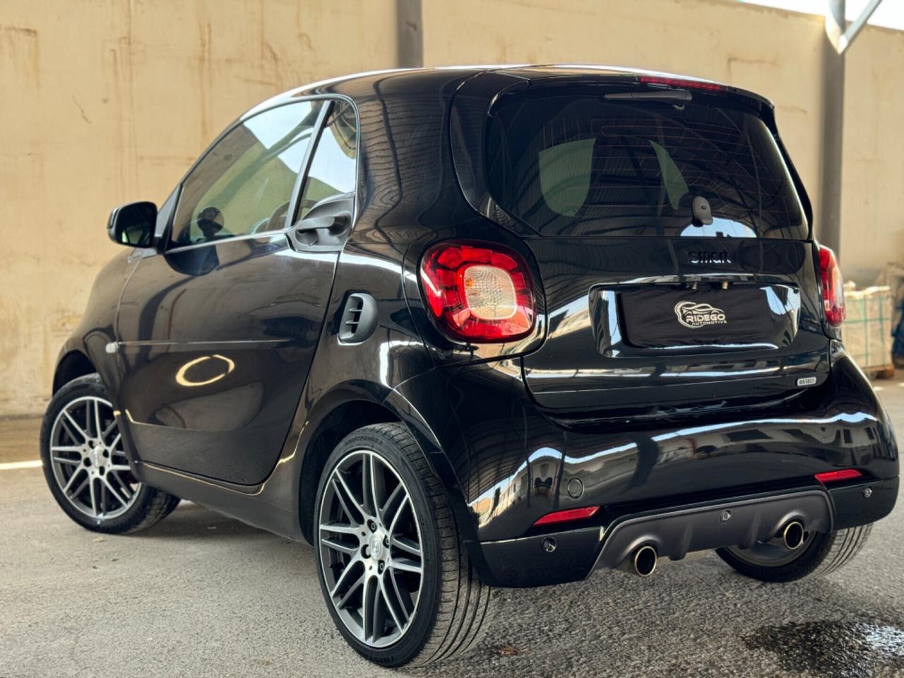 Smart ForTwo BRABUS 0.9 Turbo twinamic parisblue Xclusive