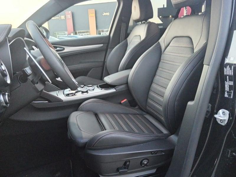 Alfa Romeo Stelvio 2.0 T 280 CV Intensa AT8 Q4