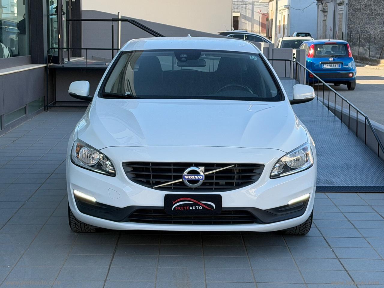 VOLVO V60 D2 Geartronic Business