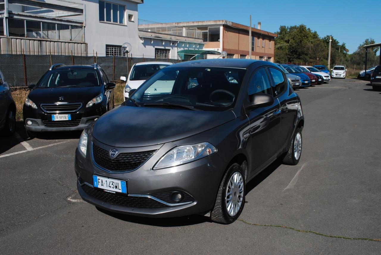 LANCIA YPSILON 0.9 84 CV BENZ/METANO